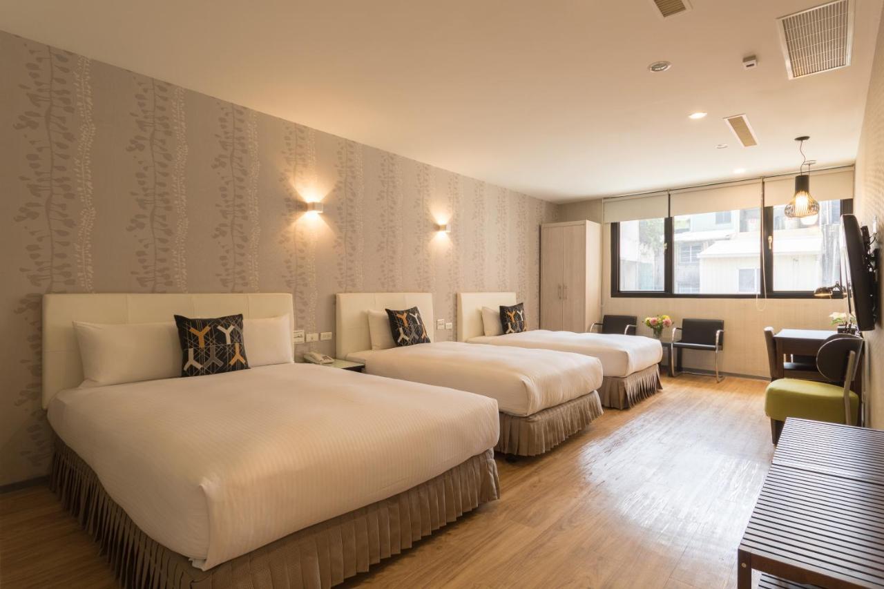 จัสต์ เอ็นจอย บิสซิเนส โฮเต็ล Hotel ไถหนาน ภายนอก รูปภาพ